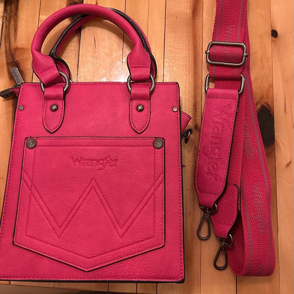 Wrangler Fuchsia Tote with Adjustable Strap